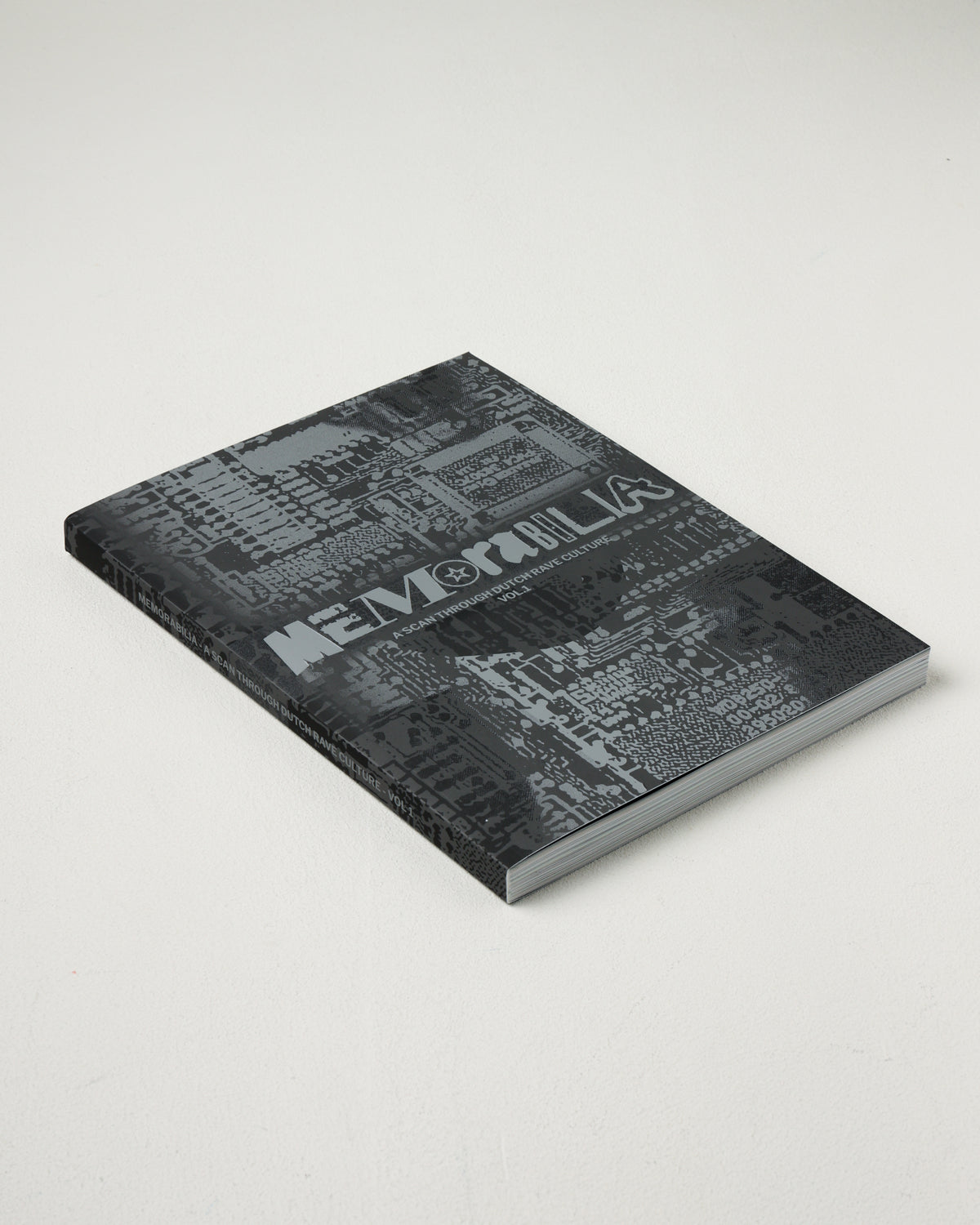 (Pre-order) MEMORABILIA: A Scan Through Dutch Rave Culture Vol. 1