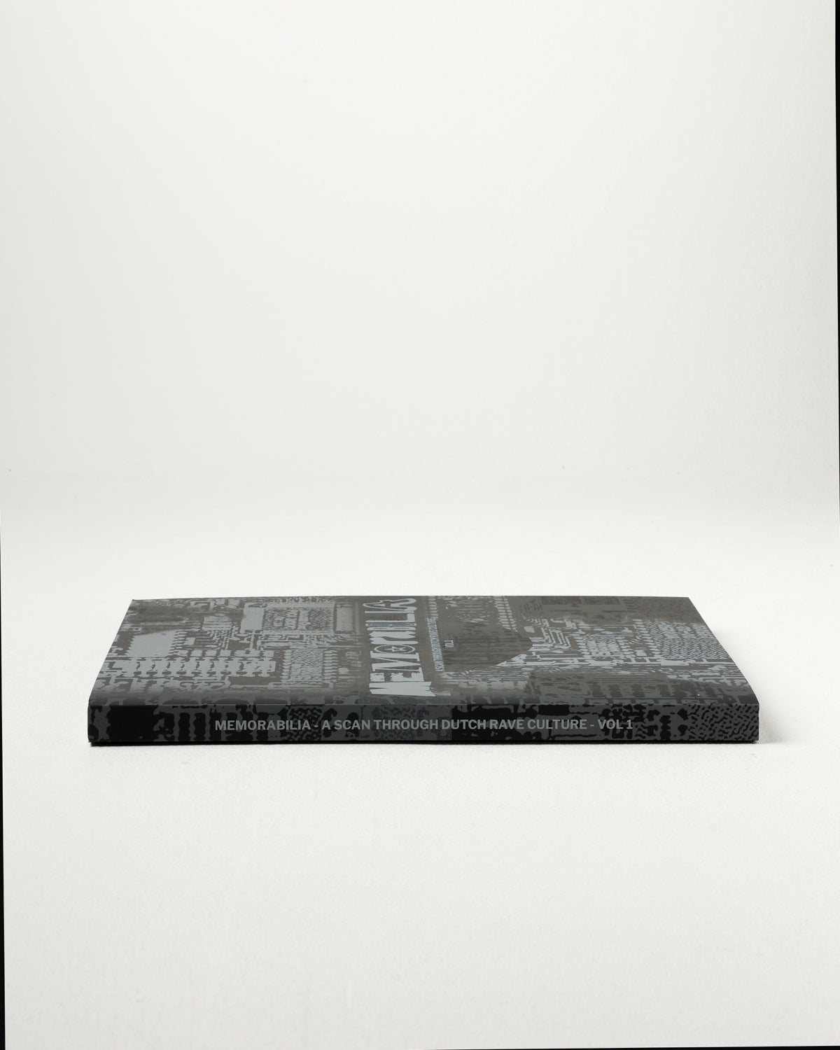 (Pre-order) MEMORABILIA: A Scan Through Dutch Rave Culture Vol. 1