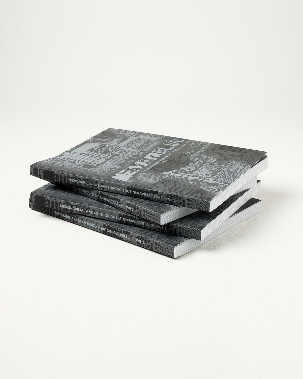 (Pre-order) MEMORABILIA: A Scan Through Dutch Rave Culture Vol. 1